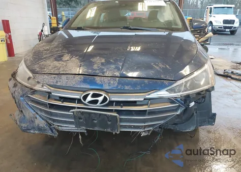 2019 Hyundai Elantra Value Edition z USA, uszkodzony, nr VIN 5NPD84LF5KH472685